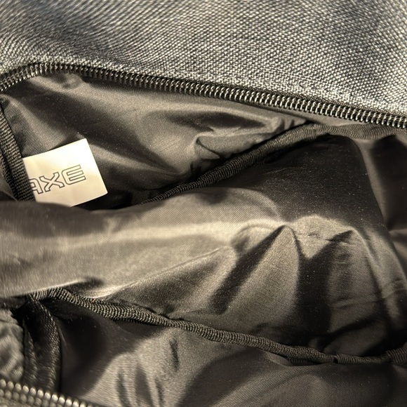 Men’s toiletry bag - Picture 8 of 8